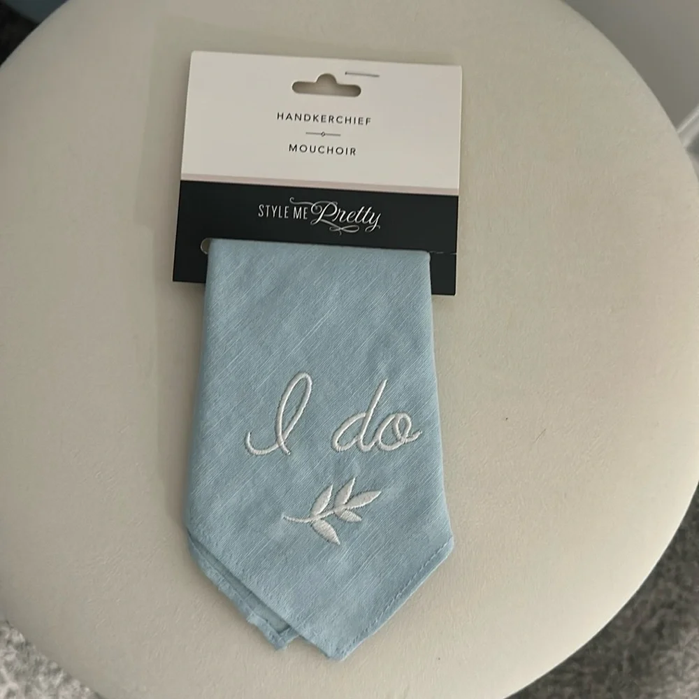 NWT I Do Wedding Handkerchief - Picture 1 of 5